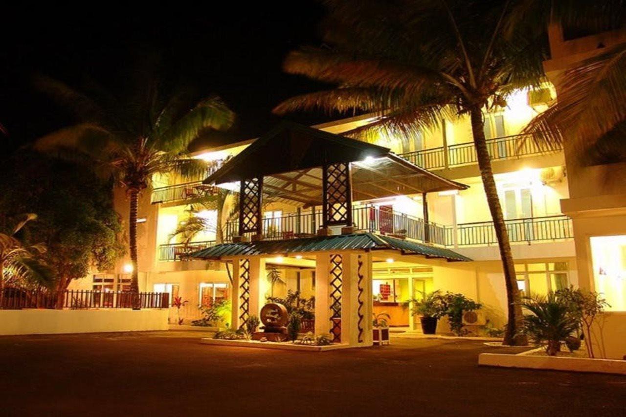 Dzama Hotel Grand Bay Buitenkant foto