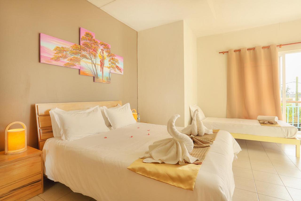 Dzama Hotel Grand Bay Buitenkant foto