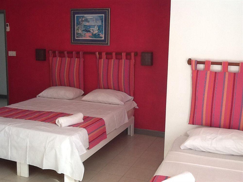 Dzama Hotel Grand Bay Buitenkant foto