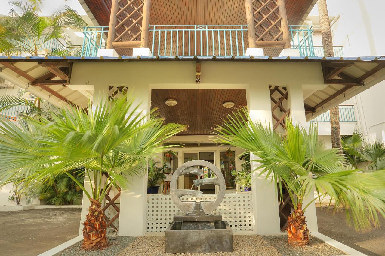 Dzama Hotel Grand Bay Buitenkant foto