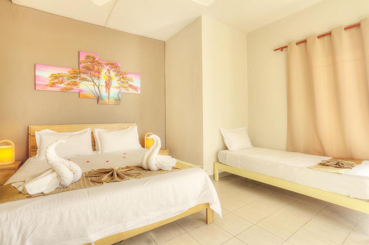 Dzama Hotel Grand Bay Buitenkant foto
